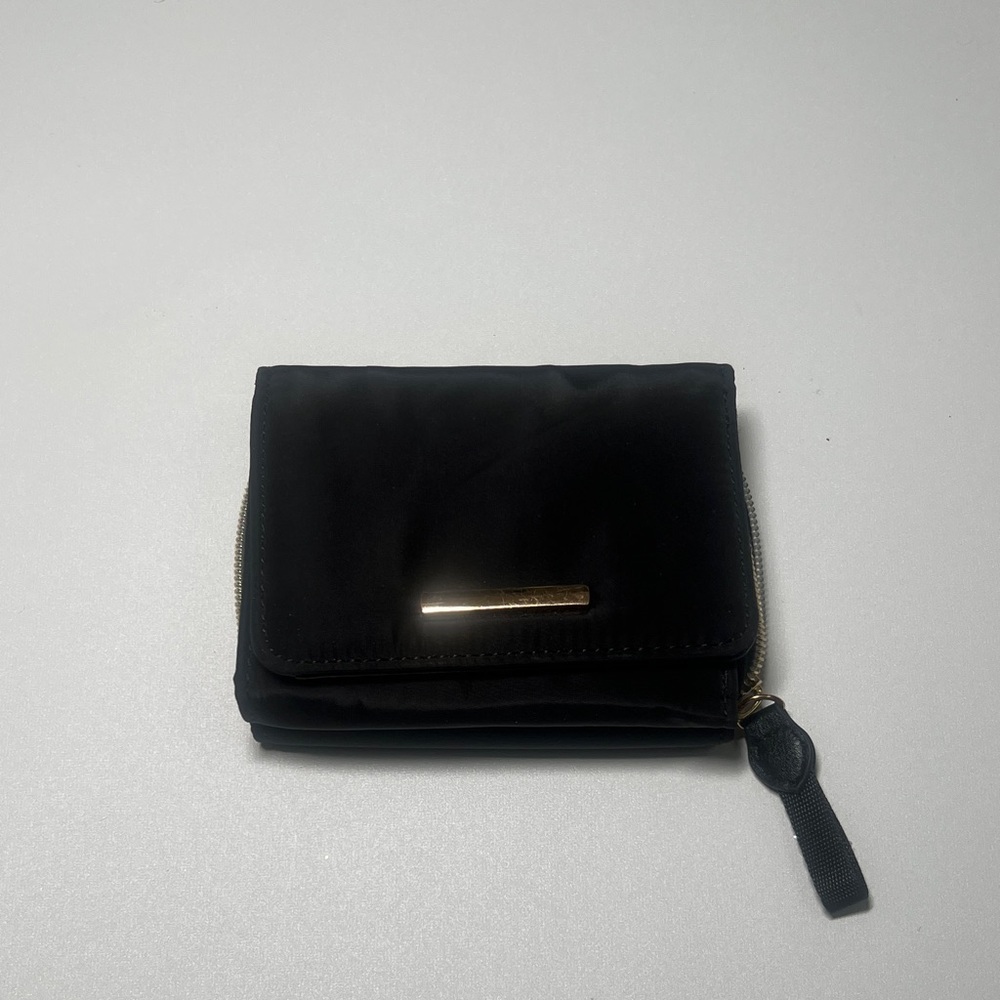 Chic Black Women's Wallet with Gold Accent